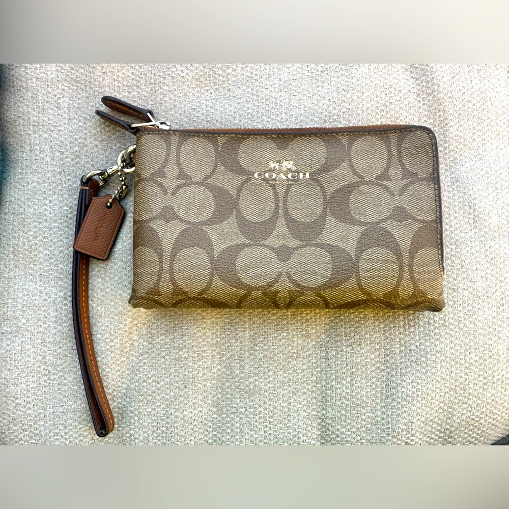 Coach Double Zip Signature Canvas Wristlet.